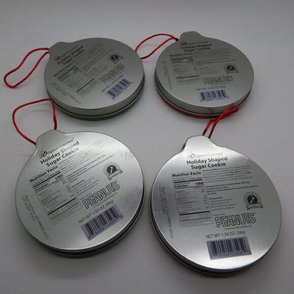 Christmas Snoopy Round Empty Tin Can Lid Ornament Keepsake Container Set of 4 - Picture 5 of 10